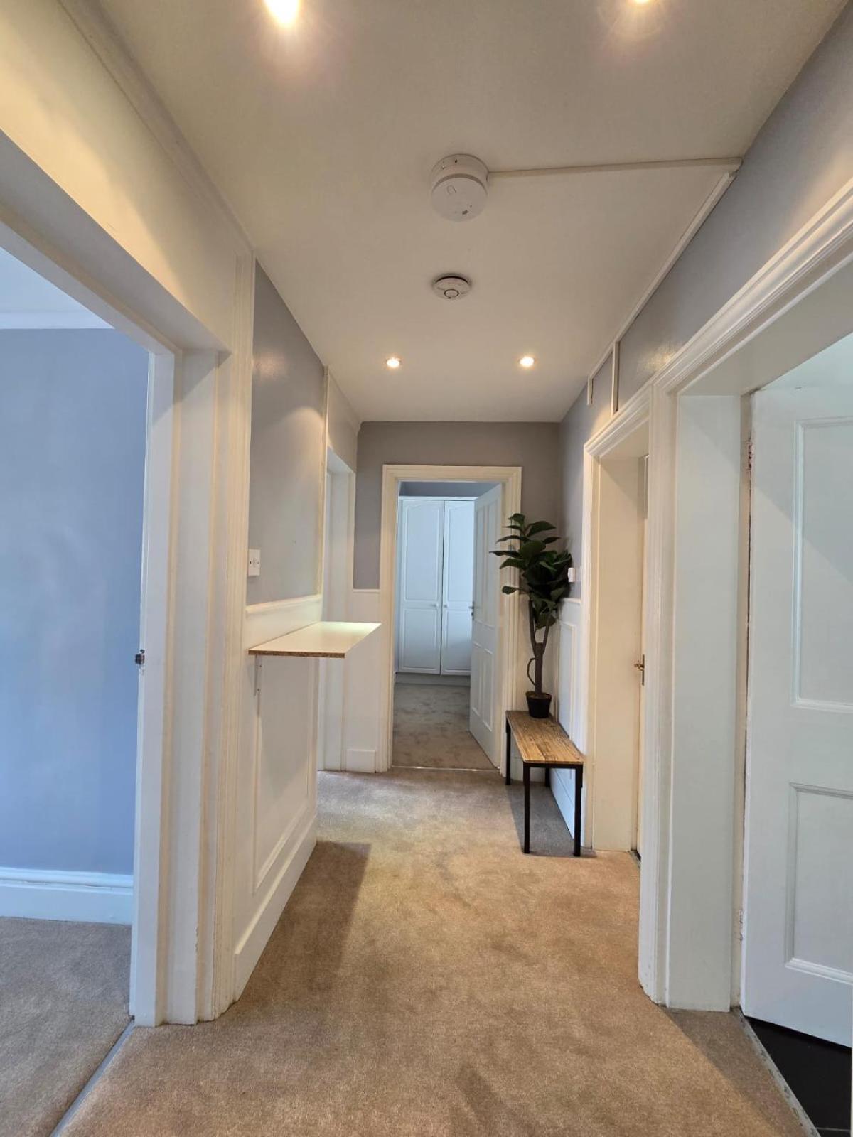 Great Flat Close To Edgware Road Londen Buitenkant foto